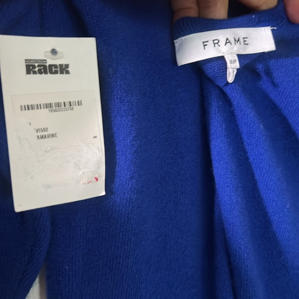 Frame Cashmere Blend
Strong Shoulder
Minidress In Blue Size
SP. NWOT - Picture 7 of 7